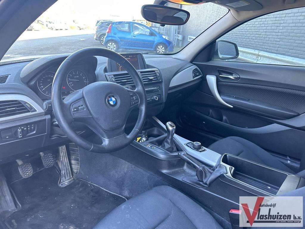 BMW 114 1-serie 114i | Airco |, Auto's, BMW, Start-stop-systeem, 1 Reeks, 129 g/km, Wit