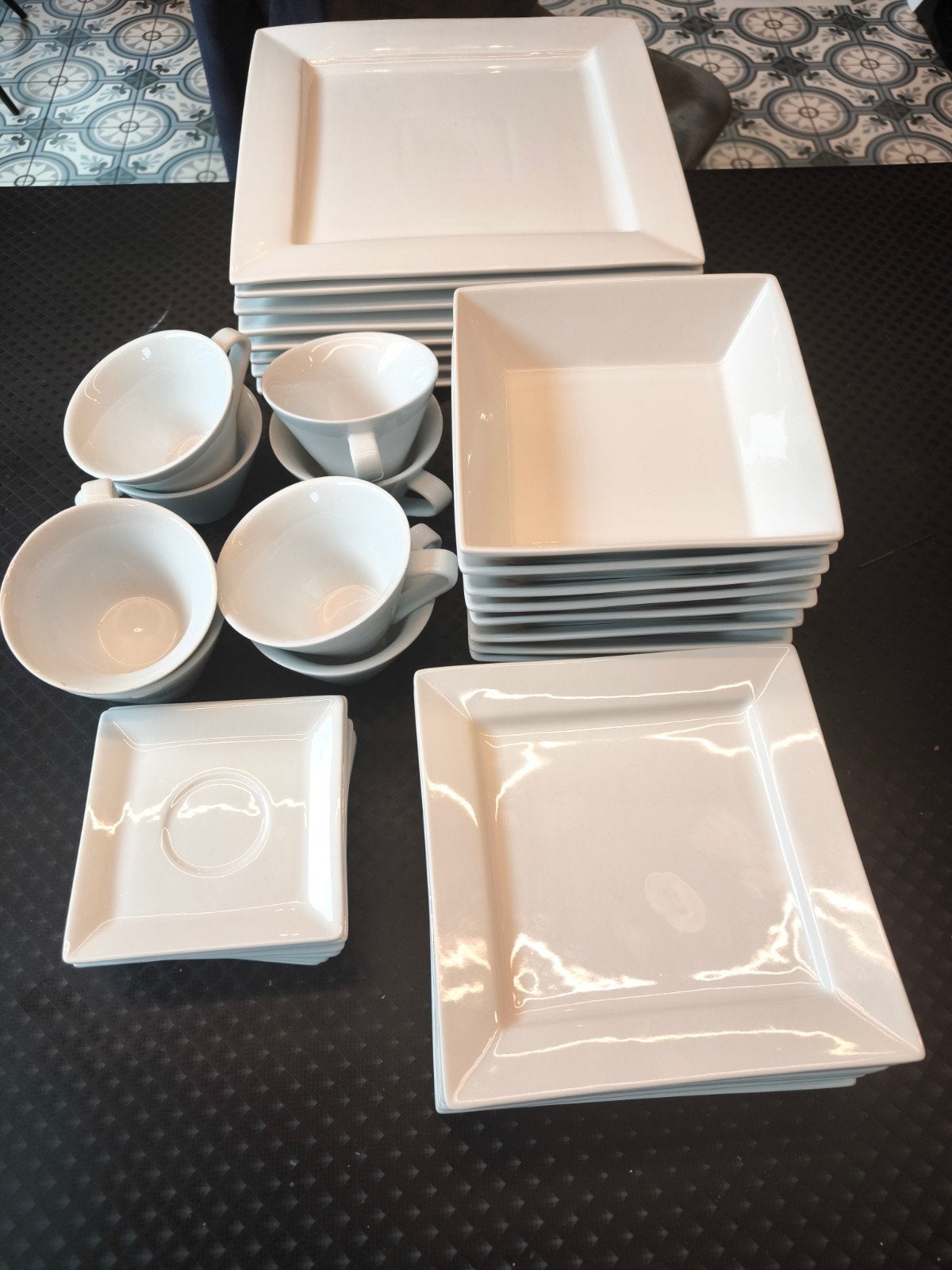 Cosy&Trendy 8 delig servies (7 kleine ondertassen), Enlèvement