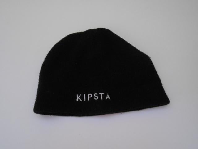 Kipsta muts zwart goede staat 5 jaar, Gebruikt, 110 t/m 116, Jongen of Meisje, Kipsta