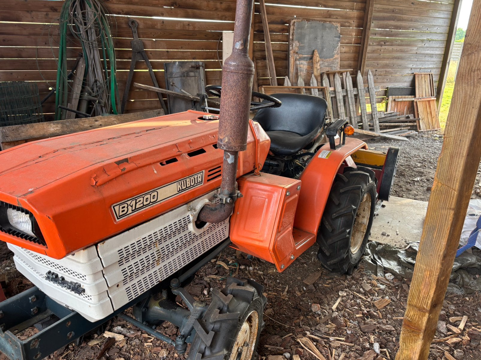 Tractor Kubota met toebehoren, Zakelijke goederen, Landbouw | Tractoren, Ophalen, Gebruikt, Overige merken