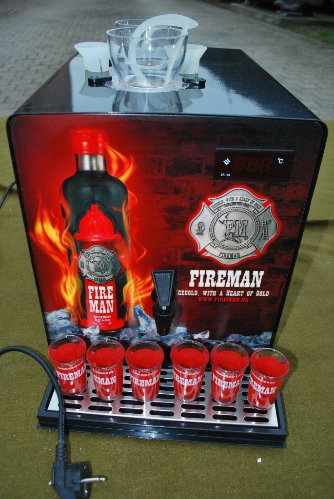 drank machine Fireman, Ophalen