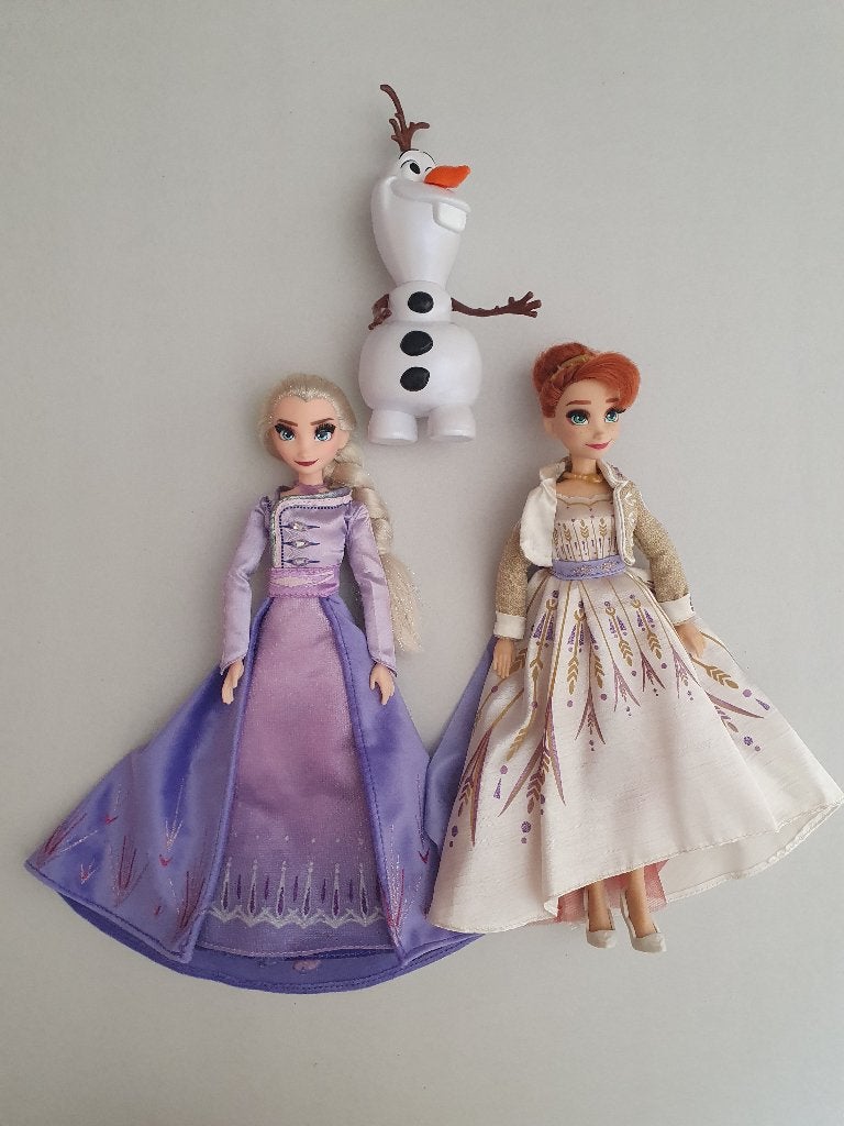 Frozen II disney Barbiepoppen set, Enlèvement ou Envoi, Autres personnages, Comme neuf, Statue ou Figurine