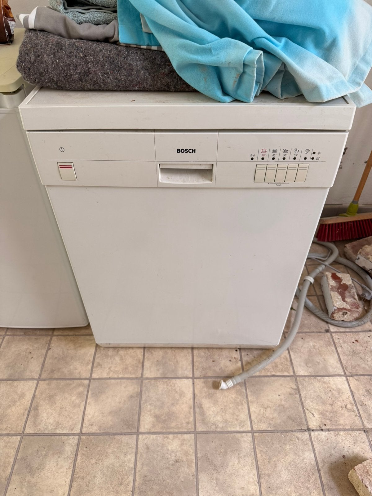 Lave vaisselle à donner, Ophalen, Gebruikt, 85 tot 90 cm, 60 cm of meer