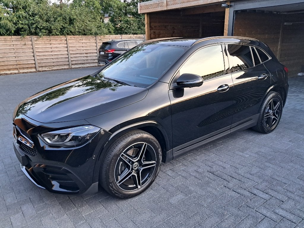 Magnifique Mercedes GLA AMG Line/Star Edition. Tout neuf, Cuir et Alcantara, Achat, Phares entièrement LED, Euro 6