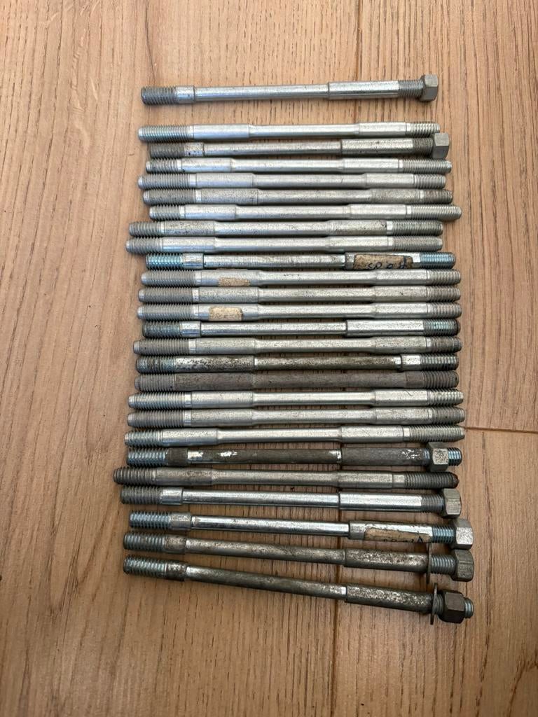 Cilinderset voor motor (cilinder, cilinderkop),, Enlèvement ou Envoi, Neuf