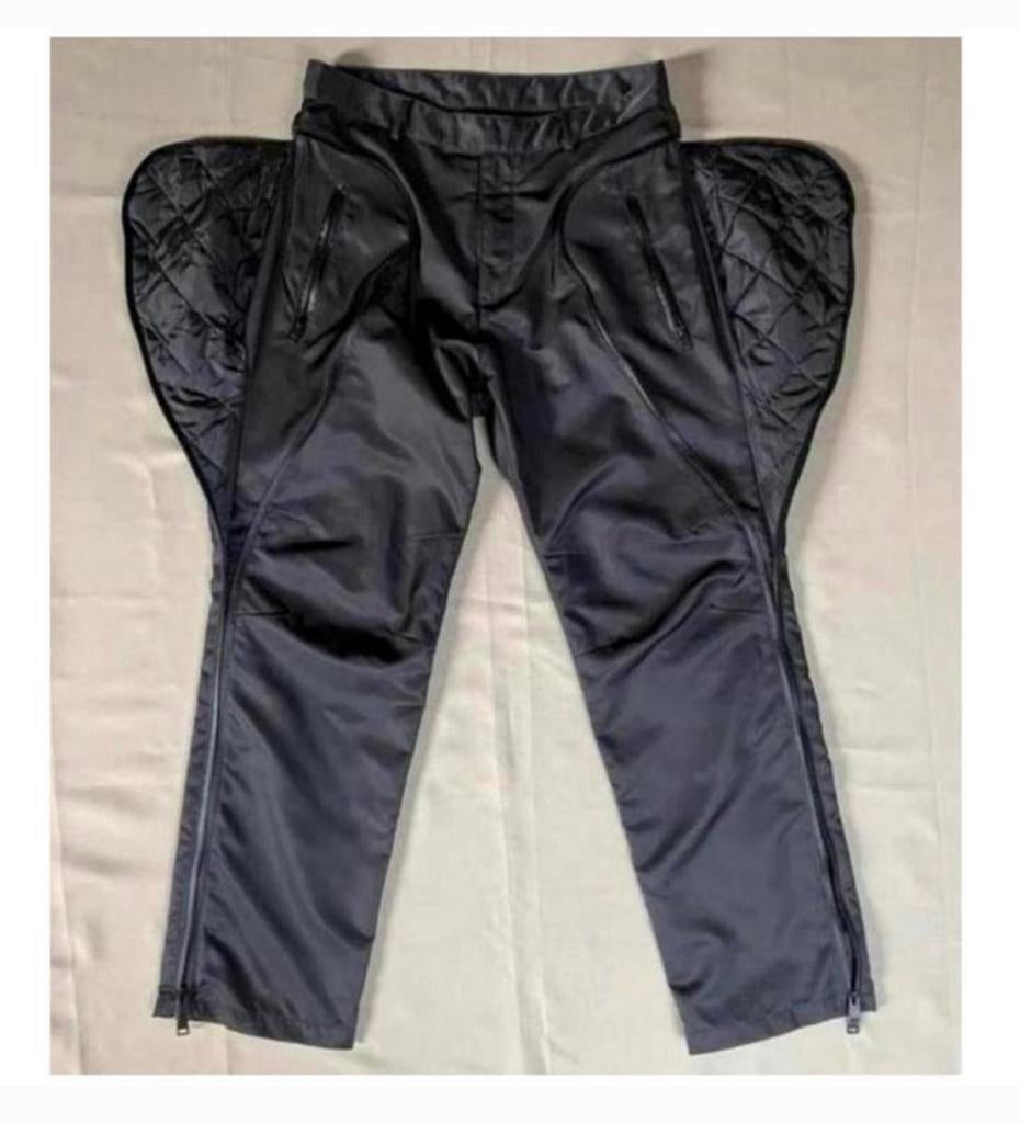 Pantalon en nylon Bottega Veneta, pré-automne 2020, W34-L32, Vêtements | Hommes, Pantalons, Enlèvement ou Envoi, Comme neuf, Taille 52/54 (L)