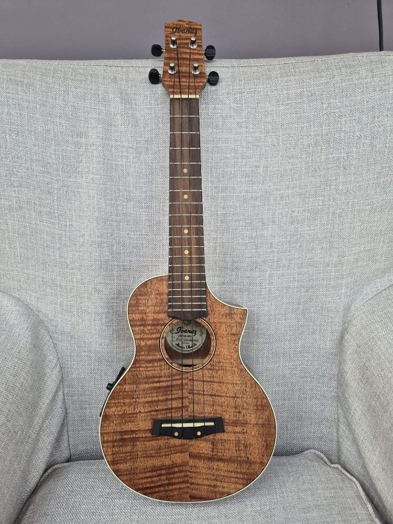 Ukulele Tenor Ibanez Electro-acoustique, Enlèvement, Comme neuf, Autres types, Avec capteur (piezo)
