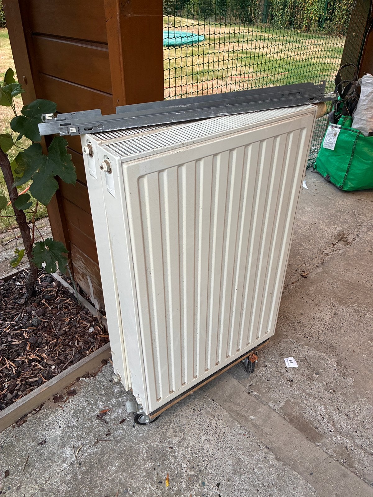 2x Radiator Radson. 90x60x10., Doe-het-zelf en Bouw, Verwarming en Radiatoren, Ophalen, Gebruikt, Radiator