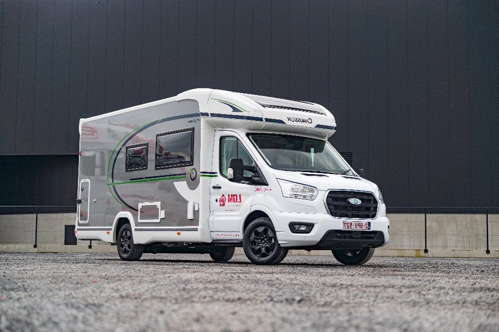 Te koop Mobilhome Chausson 720 - Titanium Line, Caravans en Kamperen, Automaat, Raamblindering, Ringverwarming, Ford