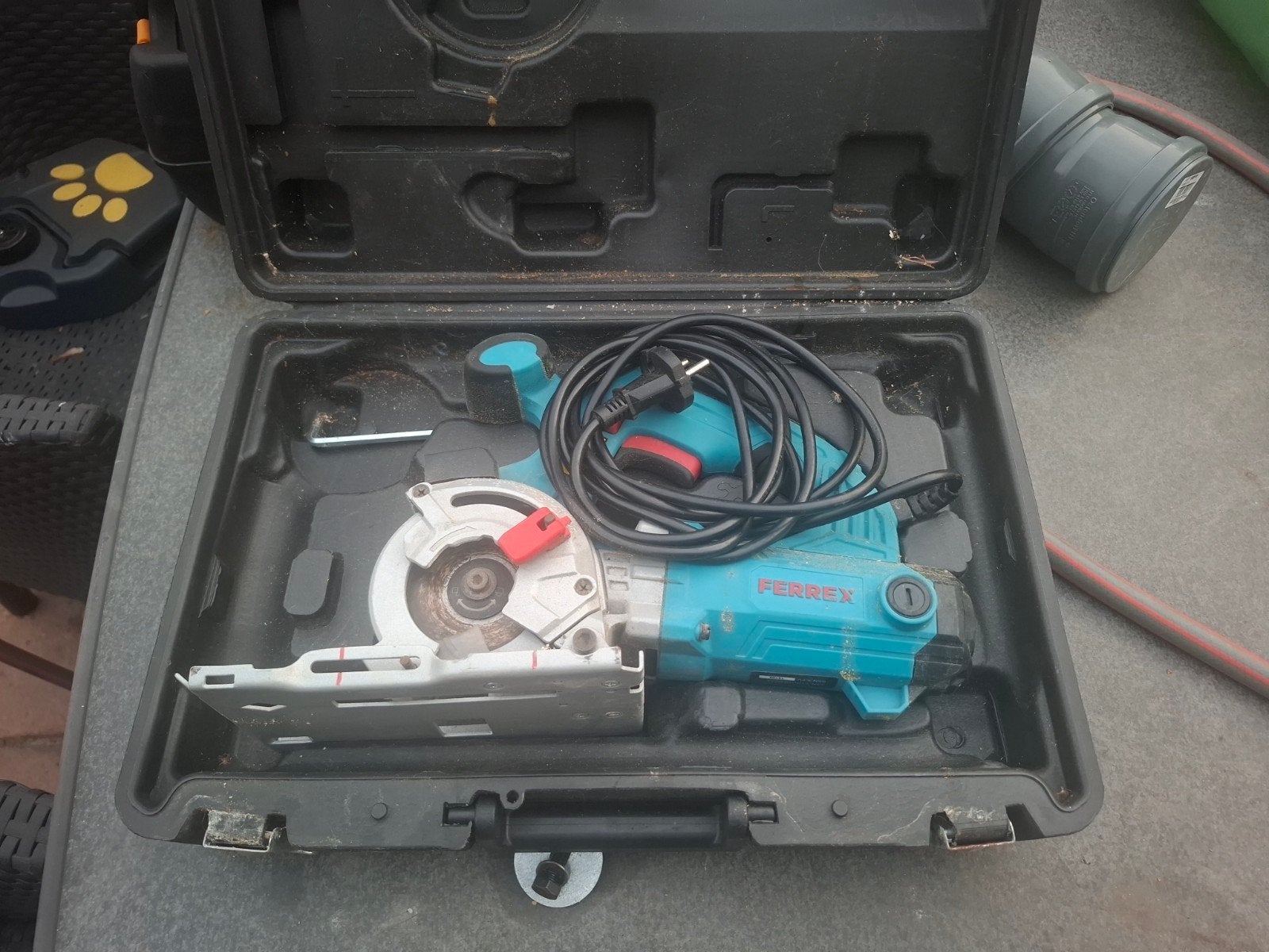 inkort zaag machine, Doe-het-zelf en Bouw, Gereedschap | Zaagmachines, Ophalen