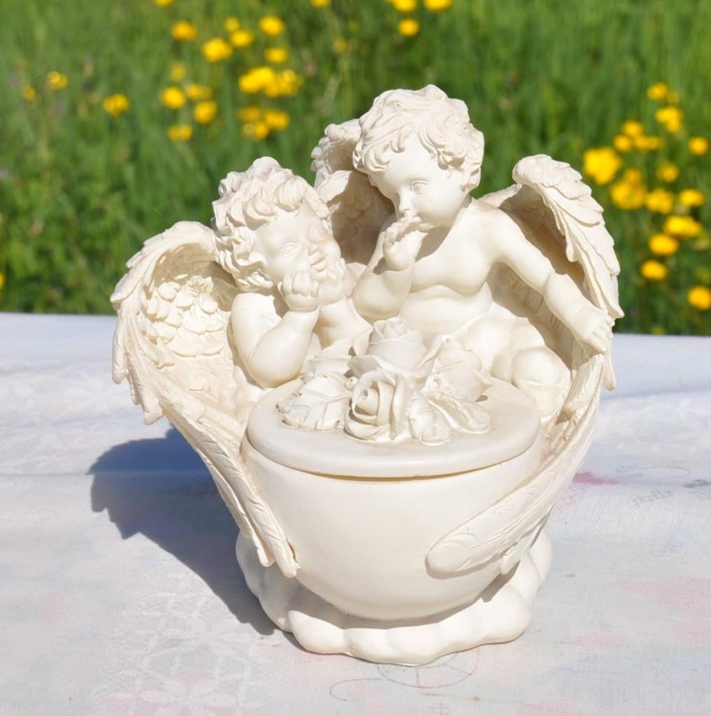 couple anges avec petite boite a la rose, Enlèvement ou Envoi, Utilisé, Autres types
