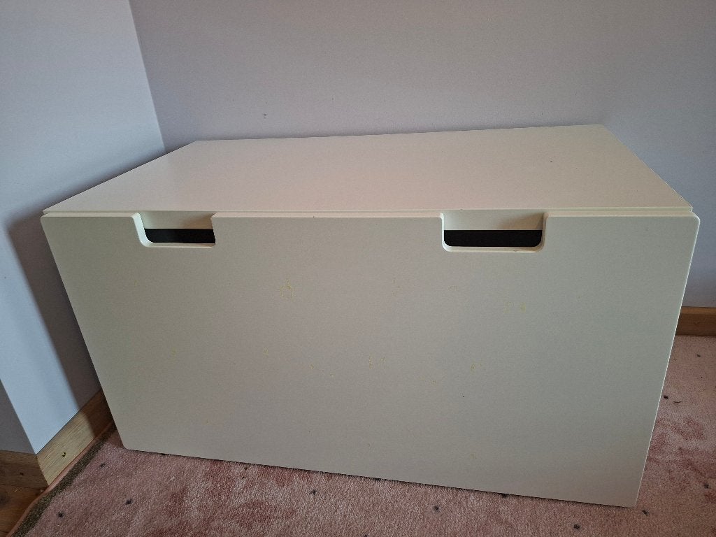 Coffre ikea, Enlèvement, Utilisé