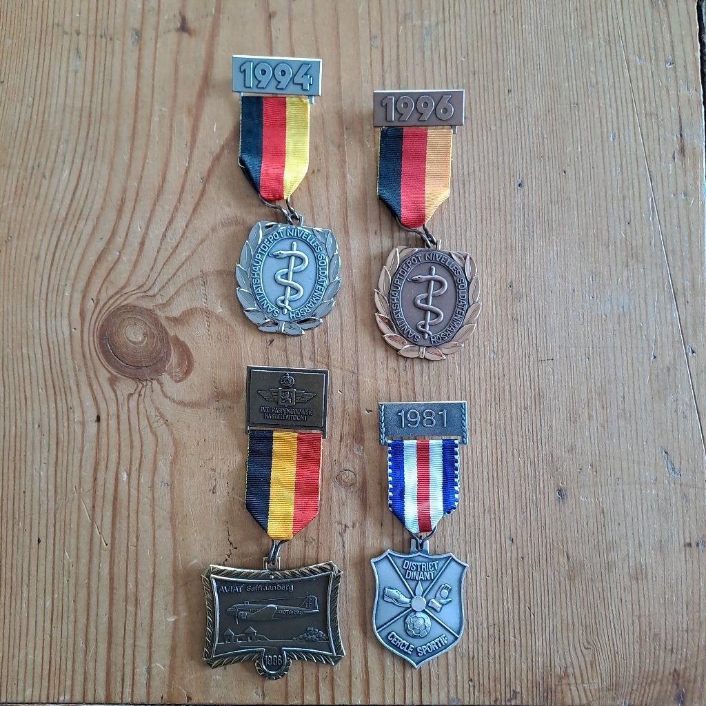 Médailles de marche belge anciennes, Enlèvement ou Envoi