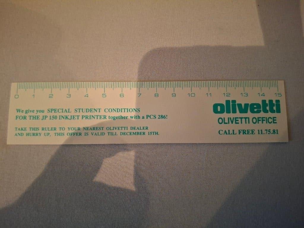 Vintage meetlat Olivetti (15cm), Informatique & Logiciels, Enlèvement ou Envoi, Olivetti