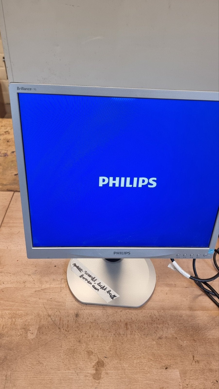PC monitor Philips. 15", Informatique & Logiciels, Moniteurs, Philips, HD, Enlèvement, DVI