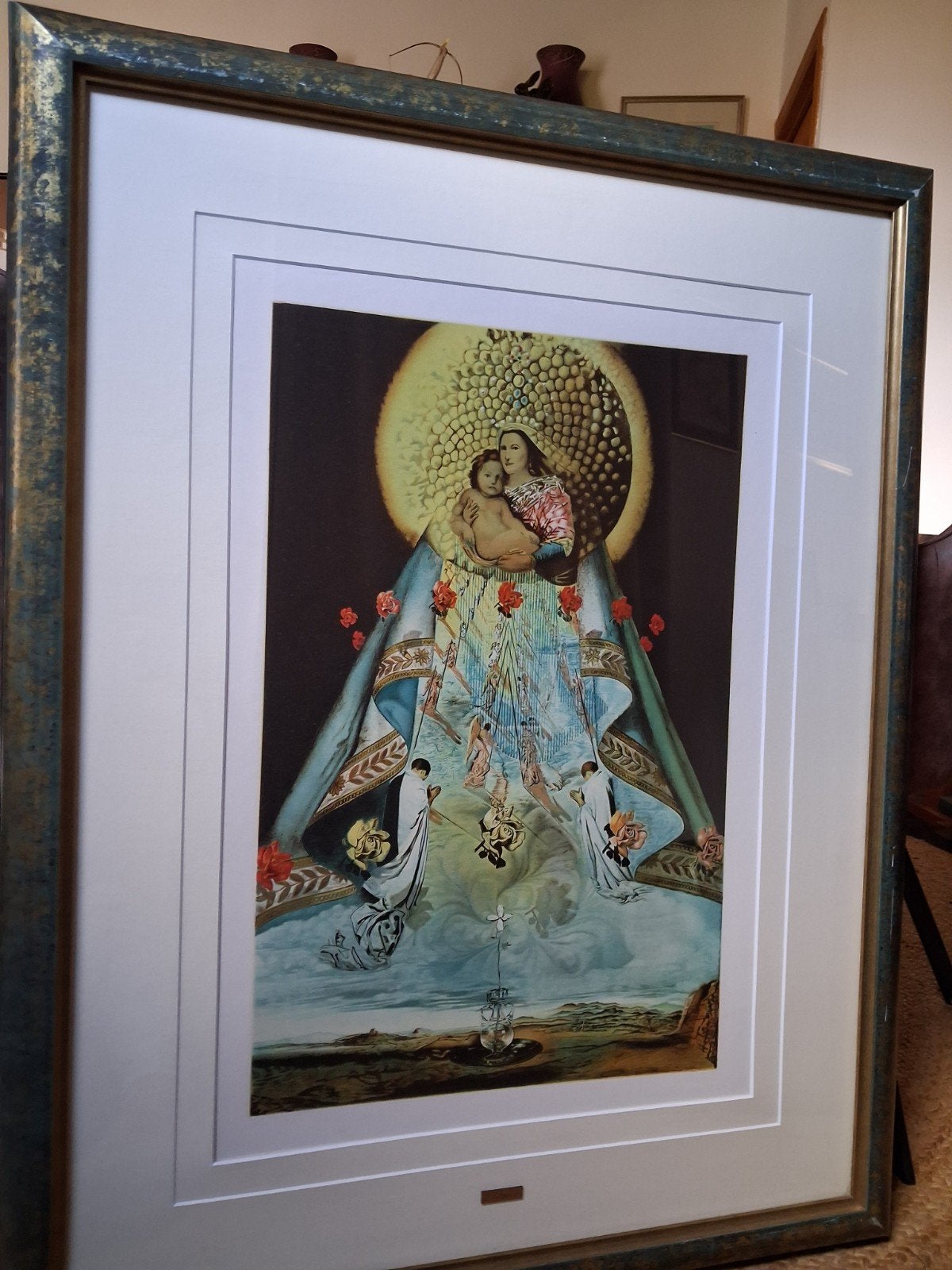 Salvator Dali, Antiquités & Art, Enlèvement