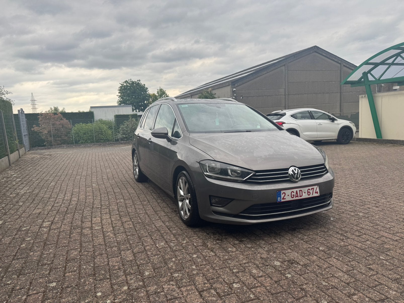 Golf sportstvan, Achat, Euro 6, Alcantara, Noir