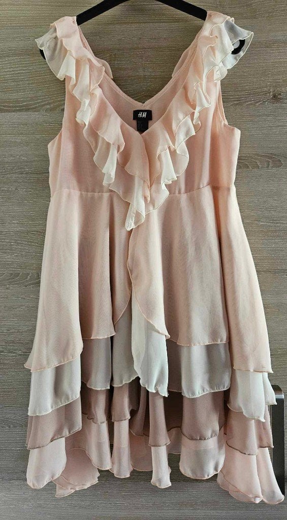 Robe courte H&M taille 38, Kleding | Dames, Jurken, Maat 38/40 (M), H&M, Ophalen of Verzenden, Zo goed als nieuw