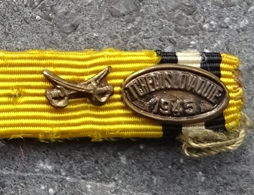 ARMEE BELGE 40/45 - MINIATURES - ELIPSE TCHECOSLOVAQUIE 45, Envoi, Armée de terre, Ruban, Médaille ou Ailes