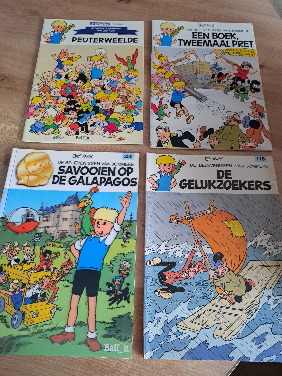 Lot v 4 strips Jommeke, Boeken, Ophalen of Verzenden