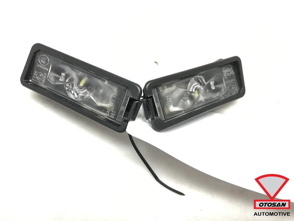 VW Passat UP Golf Polo LED Kentekenverlichting Set 3G5943021, Auto-onderdelen, Gebruikt, Volkswagen, Volkswagen AG, Vw@volkswagen.de