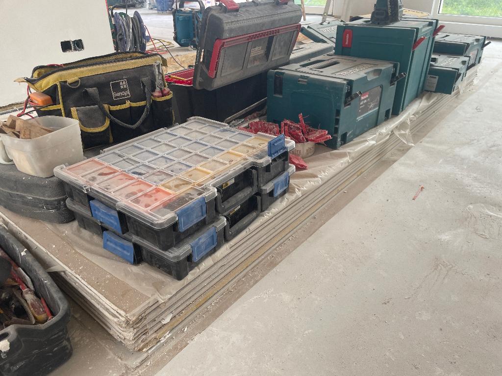 Gratis 8 platen gipskarton, Ophalen, Overige materialen, Minder dan 20 mm, Zo goed als nieuw