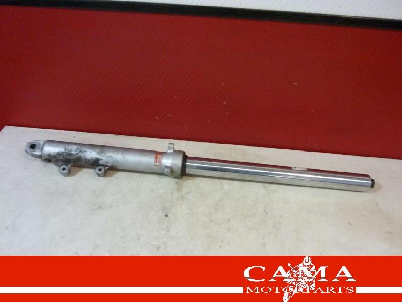 TUBE DE FOURCHE AVANT DROIT Suzuki, Dhr. S. di Majo, Utilisé, Info@cama-motorparts.nl, P.J. Troelstraweg 8 8
3144 CX  MAASSLUIS, NL