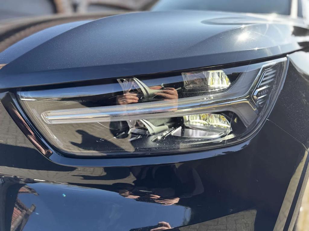 Volvo XC40 | FULL LED | CAMERA | NAVI | CARPLAY | DUAL A/C |, Stof, Gebruikt, Zwart, 120 kW