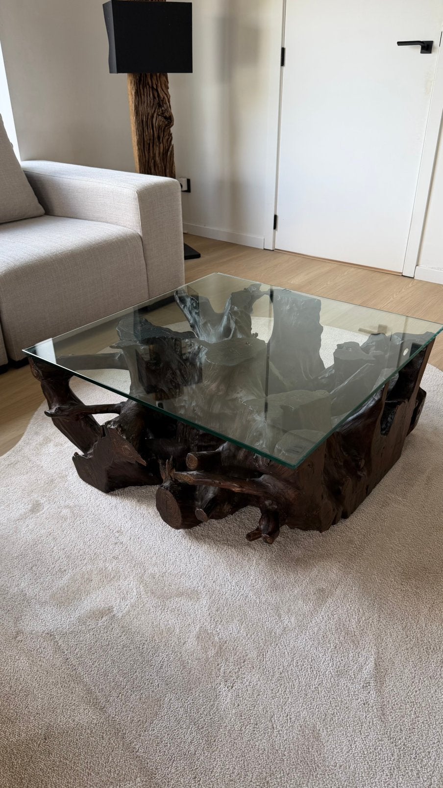 Massief eiken wortel salontafel, Huis en Inrichting, Ophalen, Zo goed als nieuw
