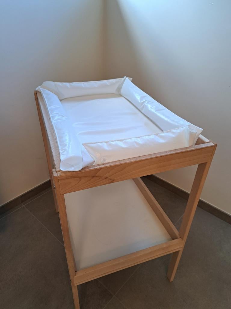 Verzorgingstafel met bijhorend verzorgingskussen, Kinderen en Baby's, Ophalen, Zo goed als nieuw, Overige typen, Overige merken