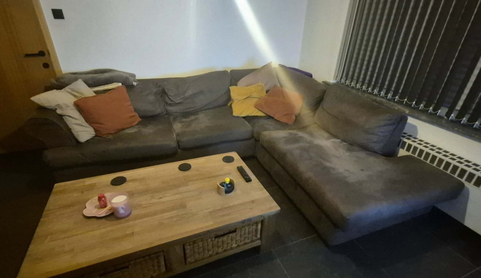 Mooie grijze hoeksalon, Ophalen, Gebruikt