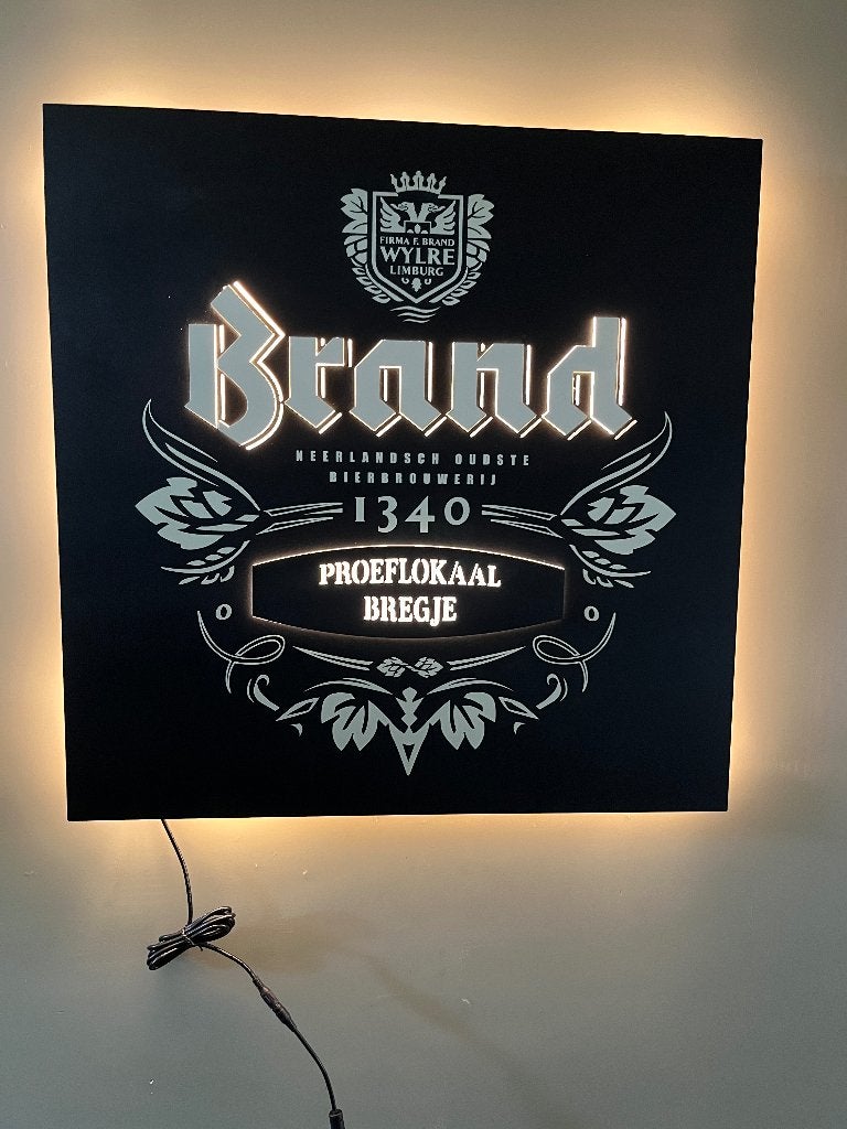 Reclamebord Brand Bier met verlichting Nieuw Zeer Fraai, Verzamelen, Ophalen, Nieuw, Reclamebord, Plaat of Schild, Brand