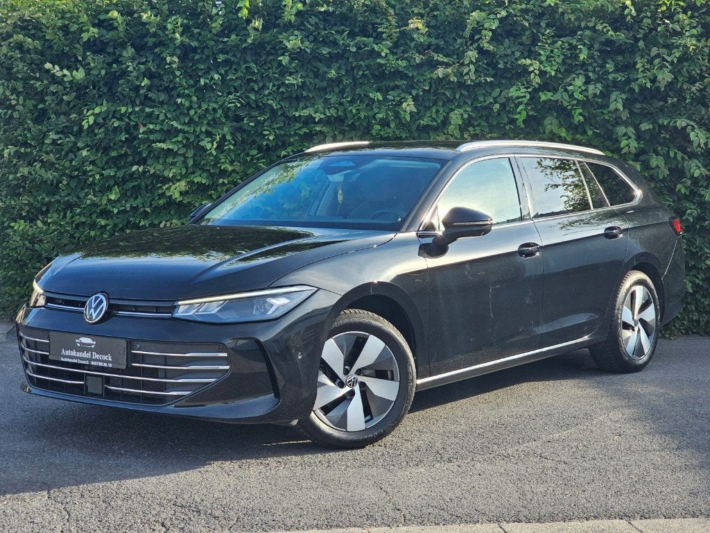 Volkswagen passat 1.5 benzine | TREKHAAK | 360 CAMERA, Autos, Volkswagen, Achat, Entreprise, Alcantara, 5 portes