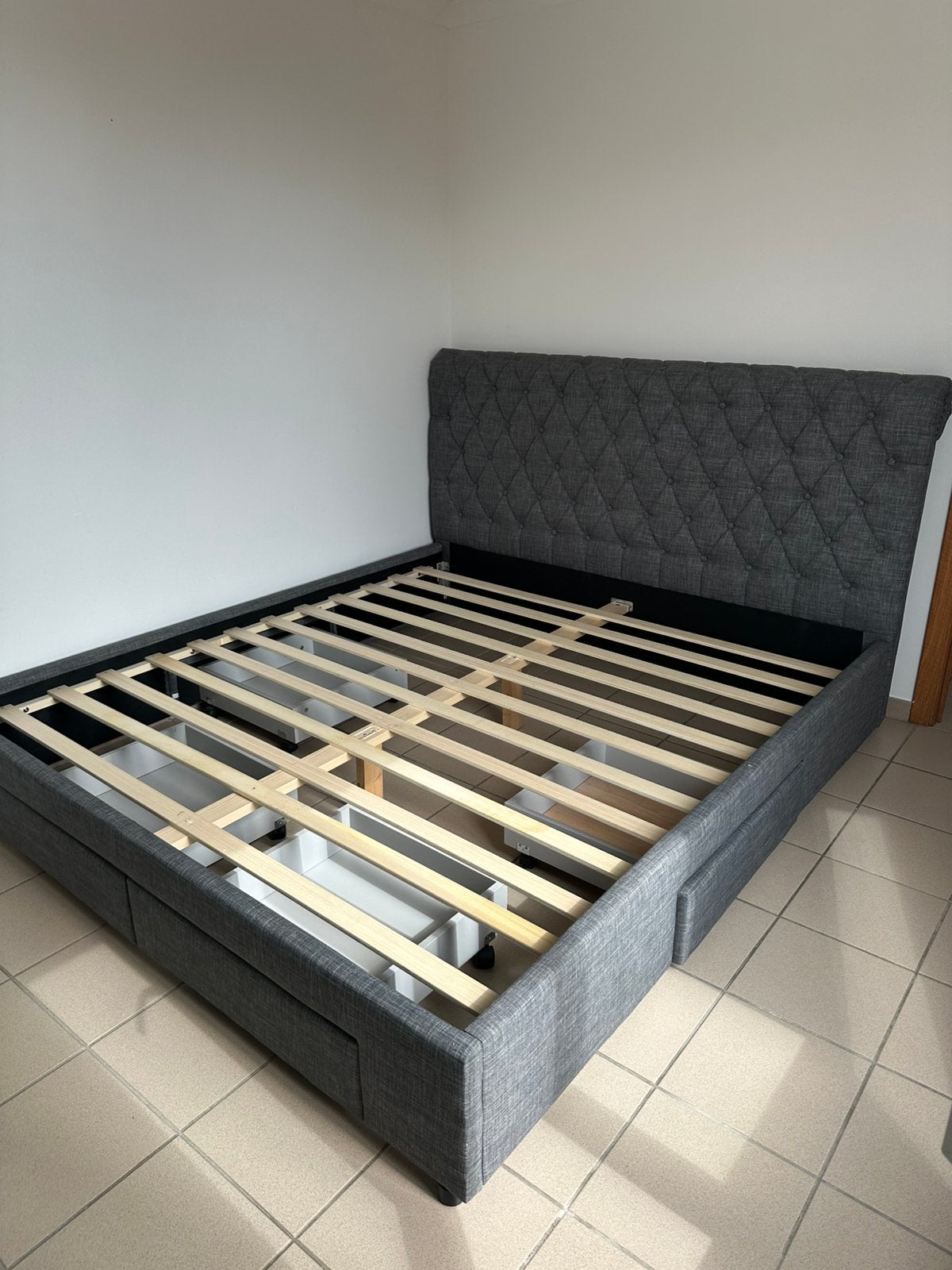 bed 180x200, Ophalen, Zo goed als nieuw