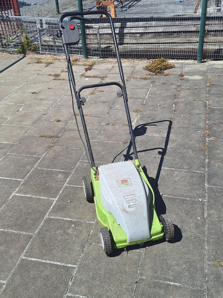 Electrische grasmaaier, Ophalen