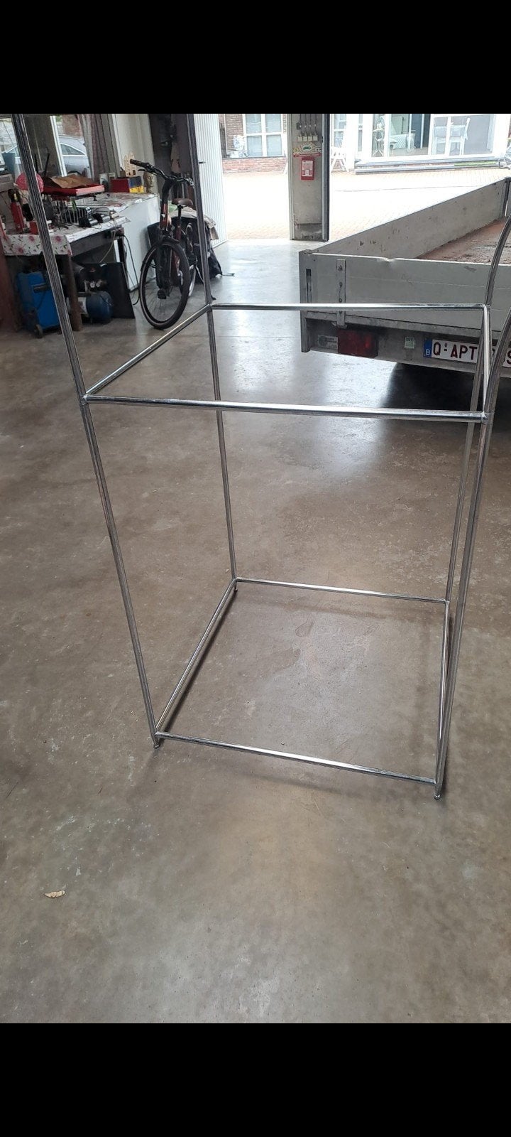 Kleding rek design, Ophalen