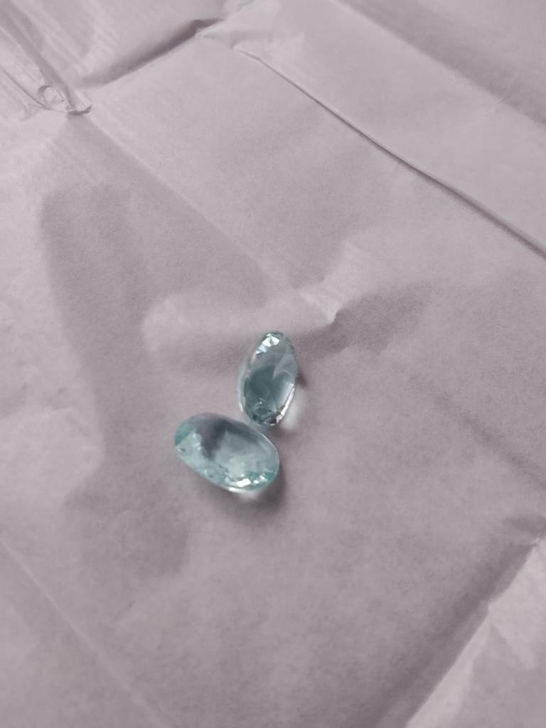 Paire d’aiguës-marines naturelles – 6,22 ct total – Certific, Enlèvement ou Envoi, Bleu