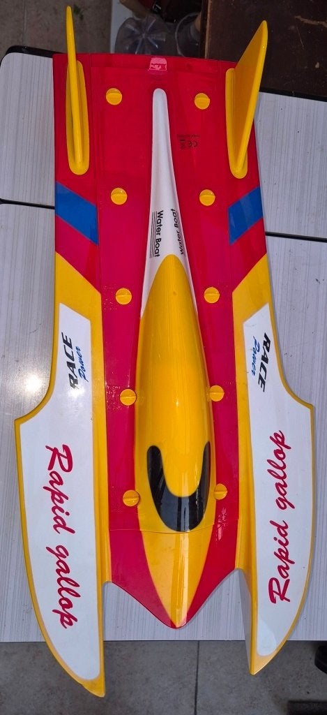 Bateau RC, Enlèvement, Utilisé, Plus grand que 1:32, Autres marques