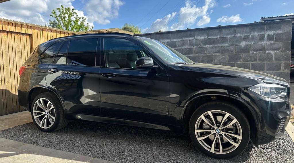 BMW X5 xDrive40e M Pack Pano HUD Led Navi Leder 360 Cam F, Autos, BMW, Entreprise, Achat, X5, Caméra 360°, 4x4, ABS, Airbags, Air conditionné