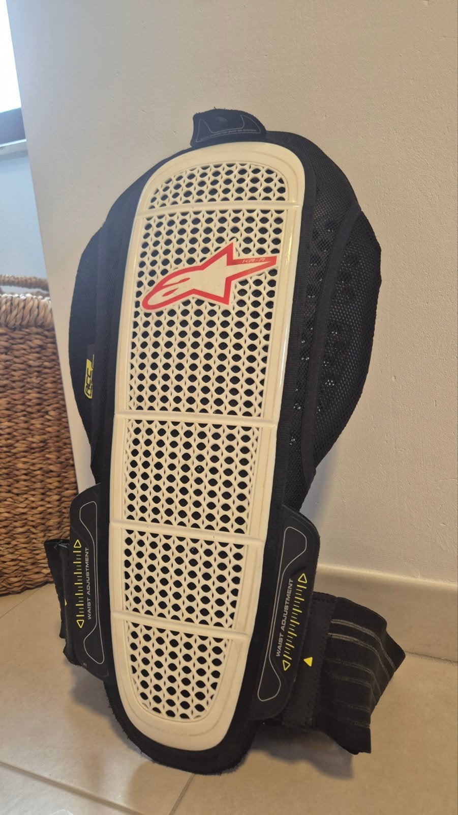 Protection dorsale Alpinestars Nucleon KR-R (taille L) - En, Motos, Enlèvement