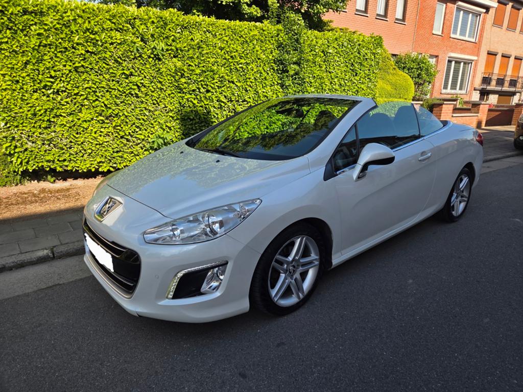 Peugeot 308 CC 1.6e-HDI, Autos, Capteur de stationnement, 82 kW, Cabriolet, Boîte manuelle