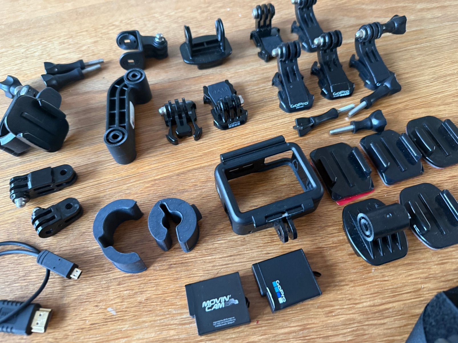 GoPro HERO7 Black + gros pack d’accessoires et 2 batteries, TV, Hi-fi & Vidéo, Caméras action, Enlèvement, Utilisé, GoPro