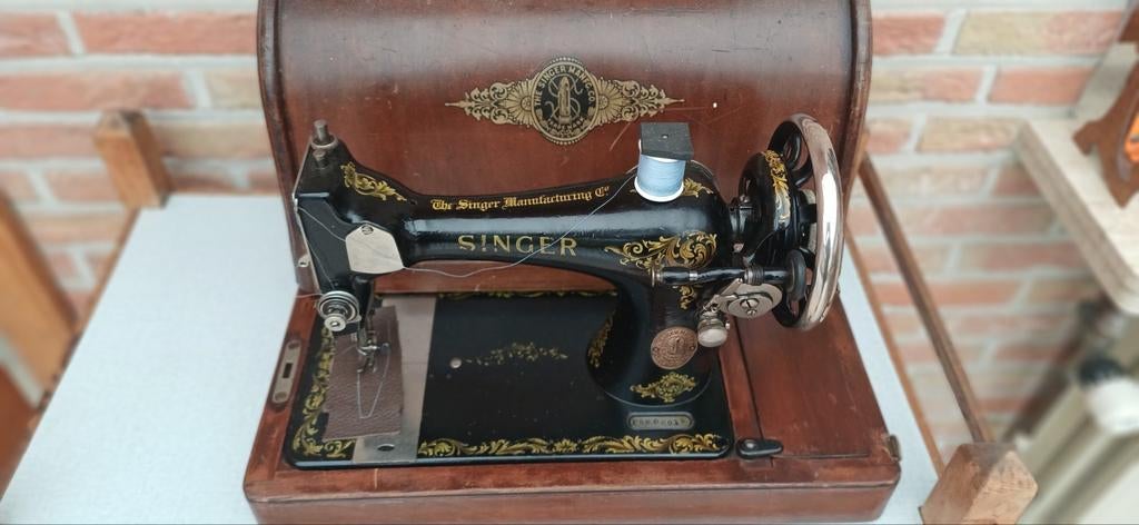 Singer naaimachine met koffer afhalen Gullegem, Antiek en Kunst, Ophalen