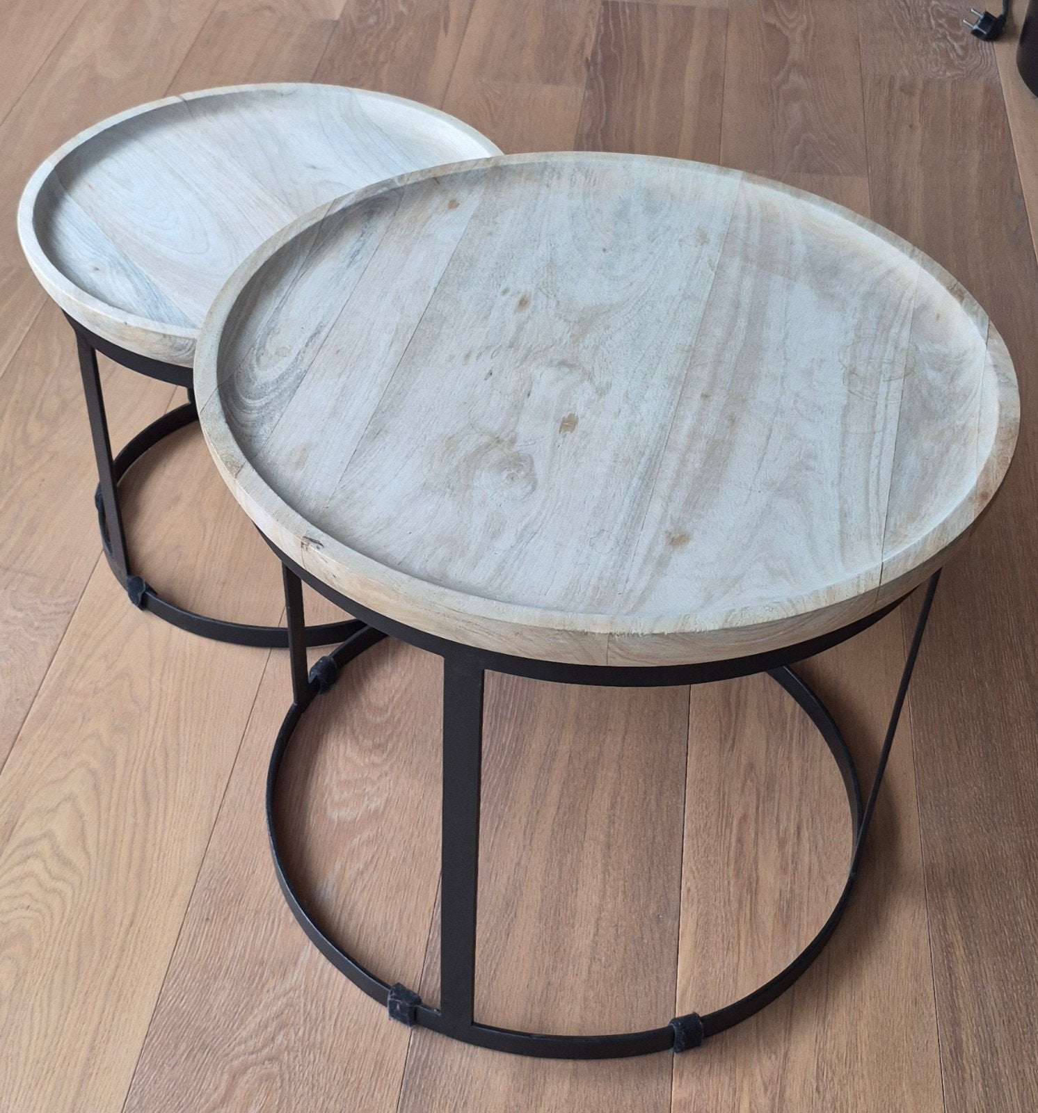 salontafel, bijzettafeltjes, Huis en Inrichting, Ophalen, Zo goed als nieuw, Rond, Metaal