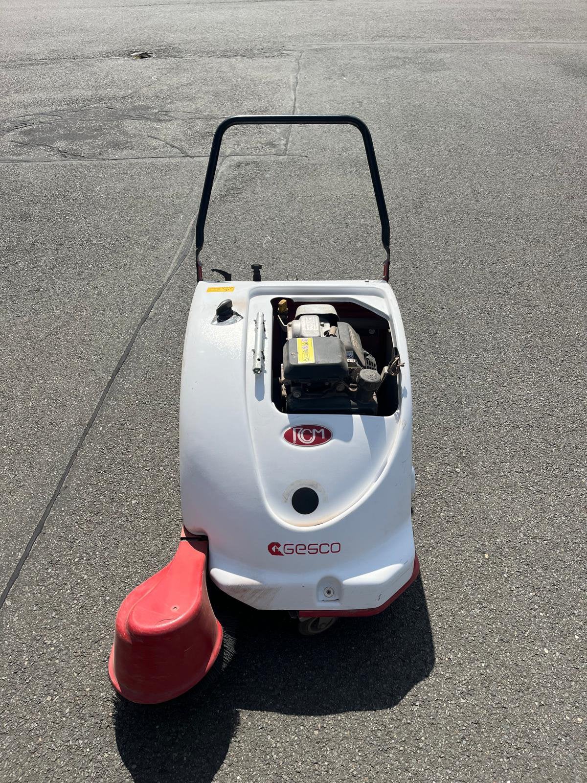 Buiten veegmachine van Gesco, Tuin en Terras, Veegmachines, Ophalen