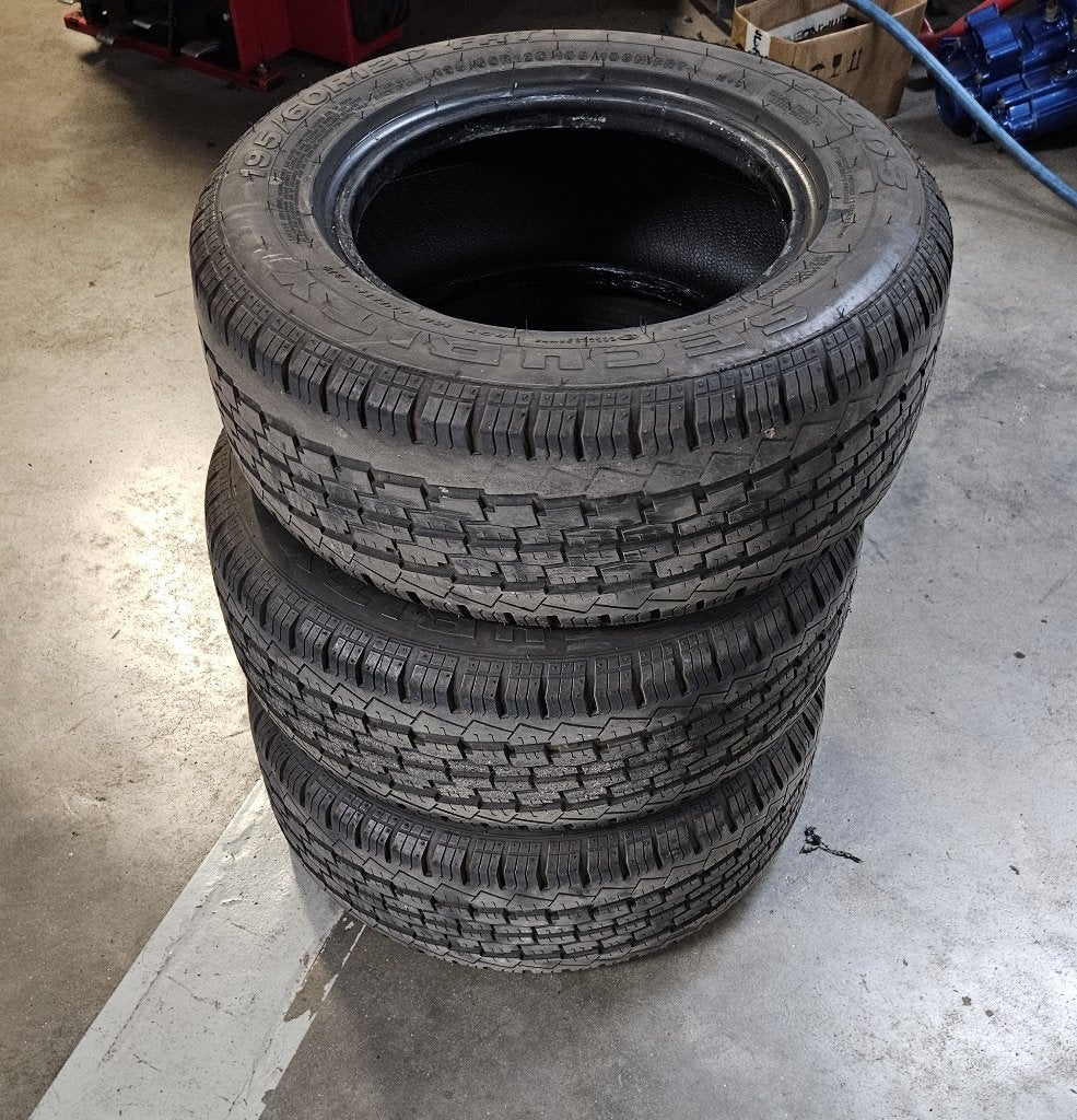 Banden security 195/60R12c 108-106N, Autos : Pièces & Accessoires, Pneus & Jantes, 12 pouces, 4 Saisons, Pneu(s), Enlèvement