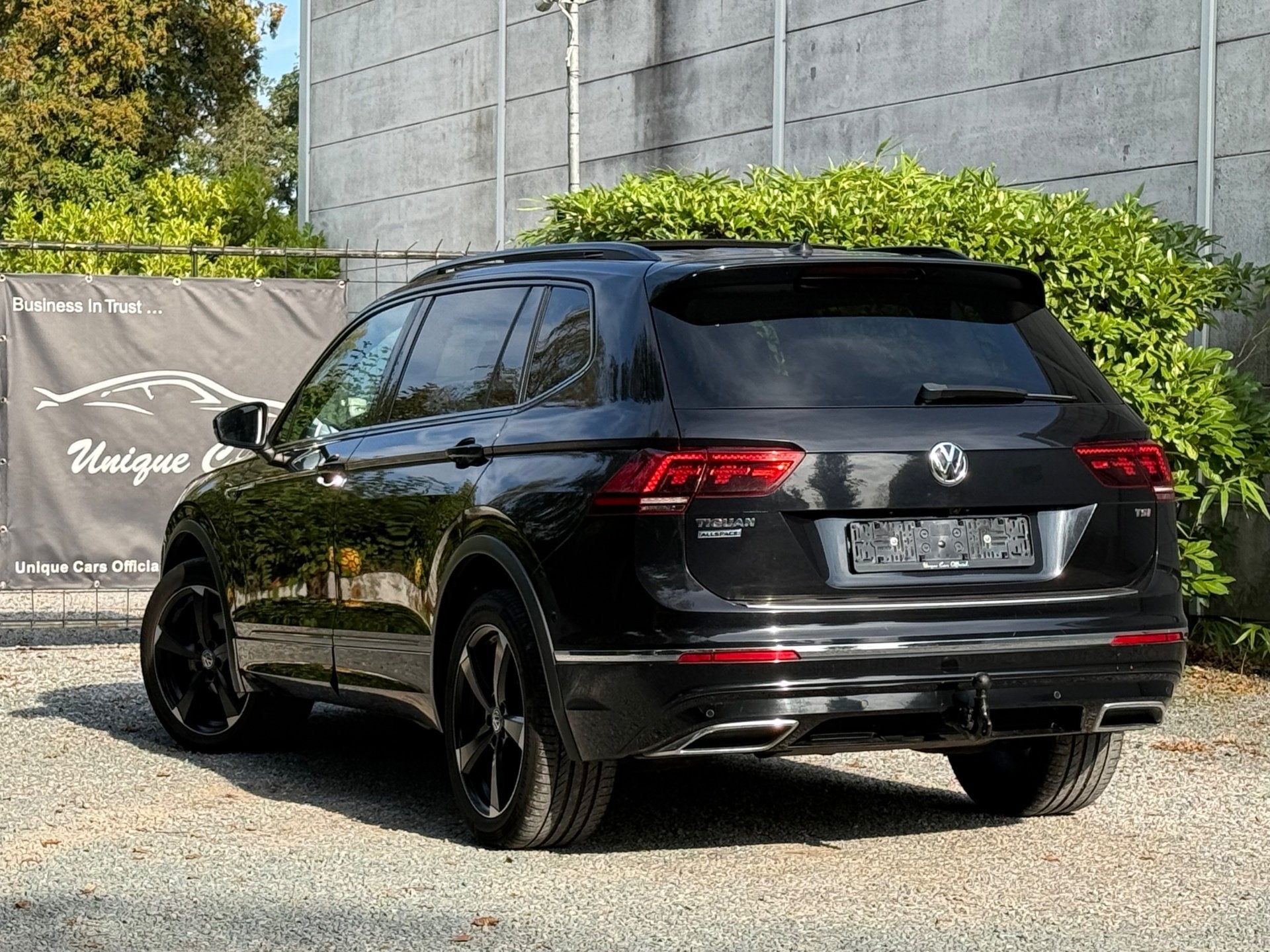 VW Tiguan 1.4 TSI 3 X RLine 7 zit Allspace - Automaat Black, Autos, 1395 cm³, Achat, Euro 6, Entreprise