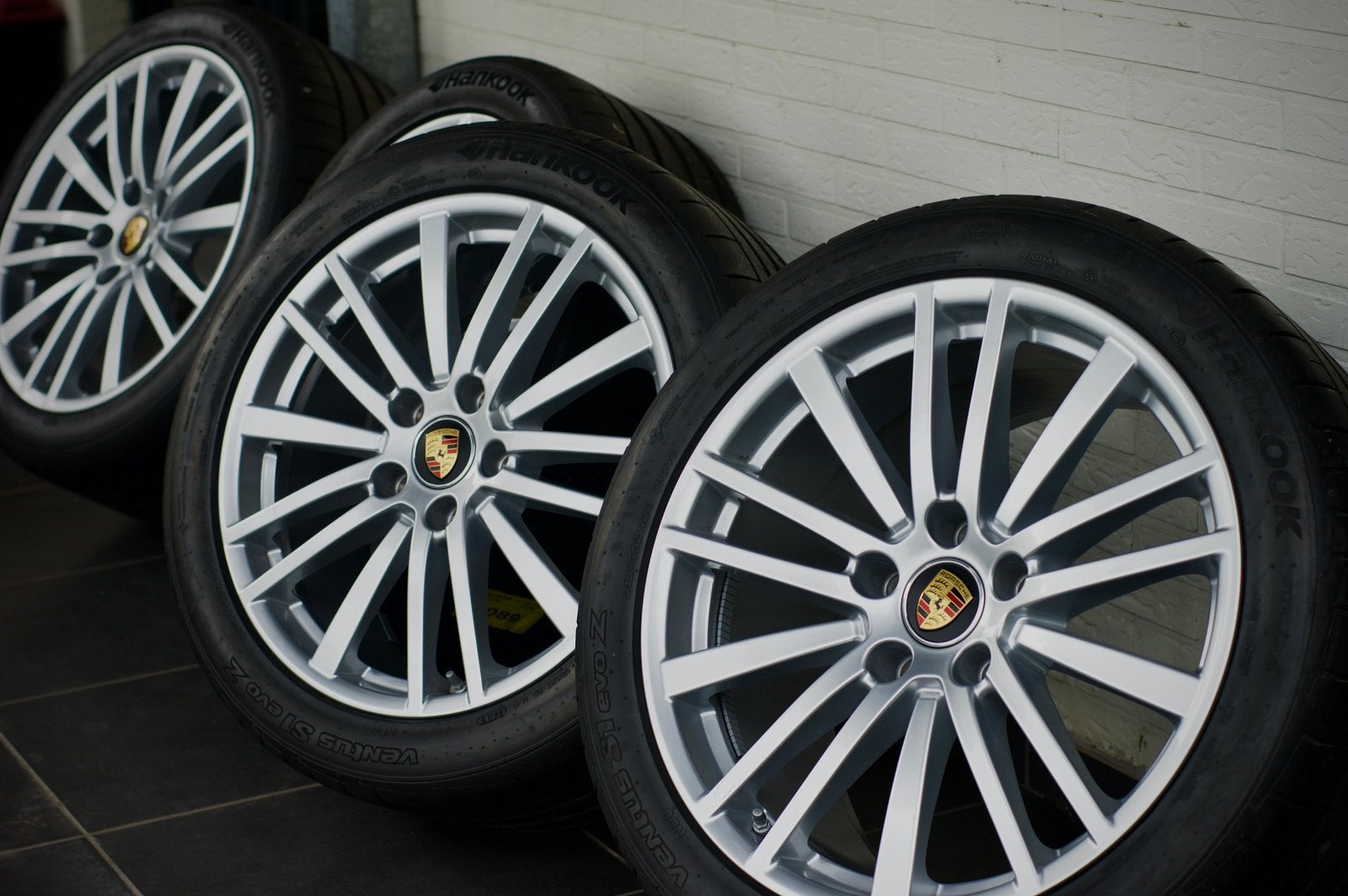Originele 20" Porsche Panamera 971 Exclusive Design Breedset, Autos : Pièces & Accessoires, Pneus & Jantes, Neuf, Pneus et Jantes