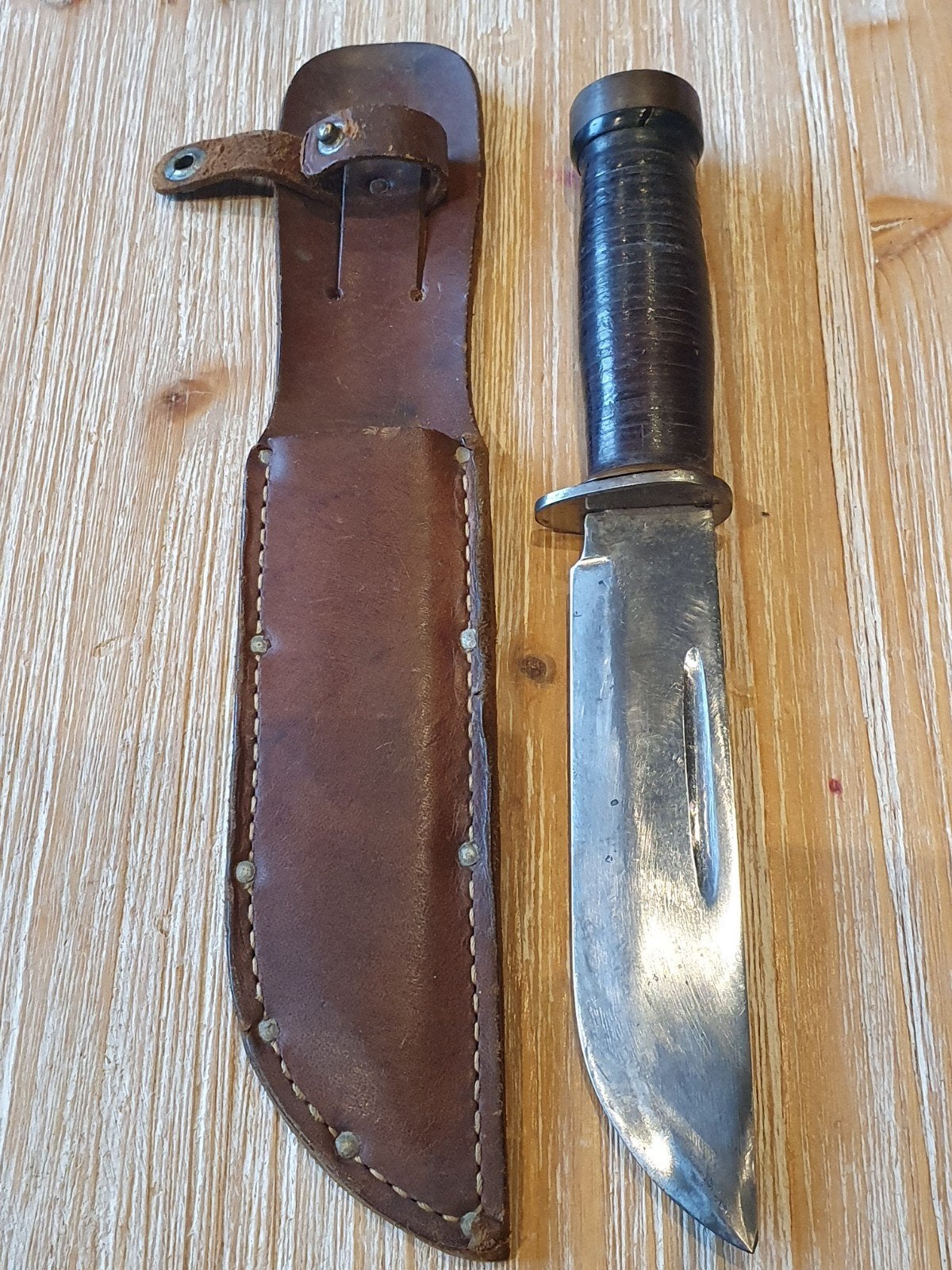 couteau de combat cattaraugus 225q us ww2, Collections, Enlèvement ou Envoi