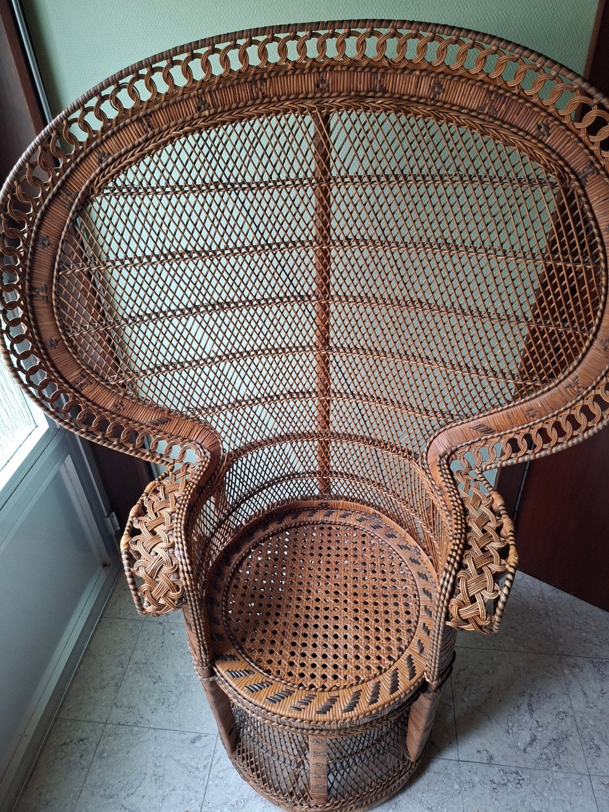 vintage rotan pauwenstoel, Ophalen